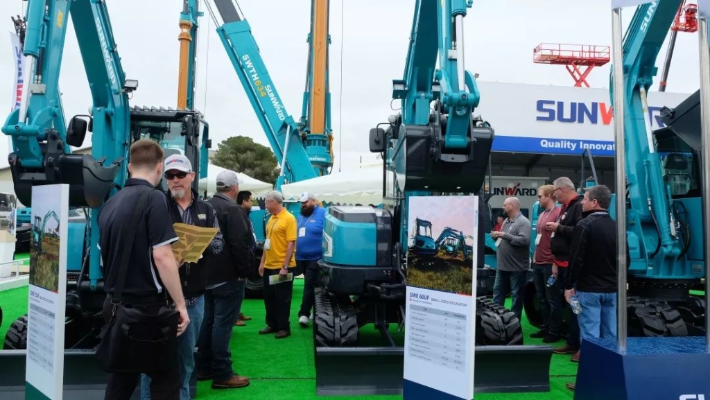 “卓越beat365官网”全球交流会暨新产品发布圆满举行