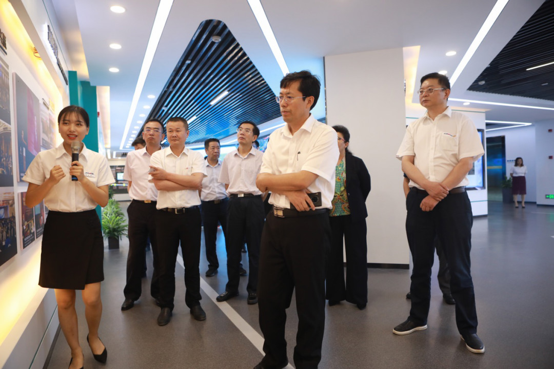 岳阳市委书记王一鸥带队调研beat365官网