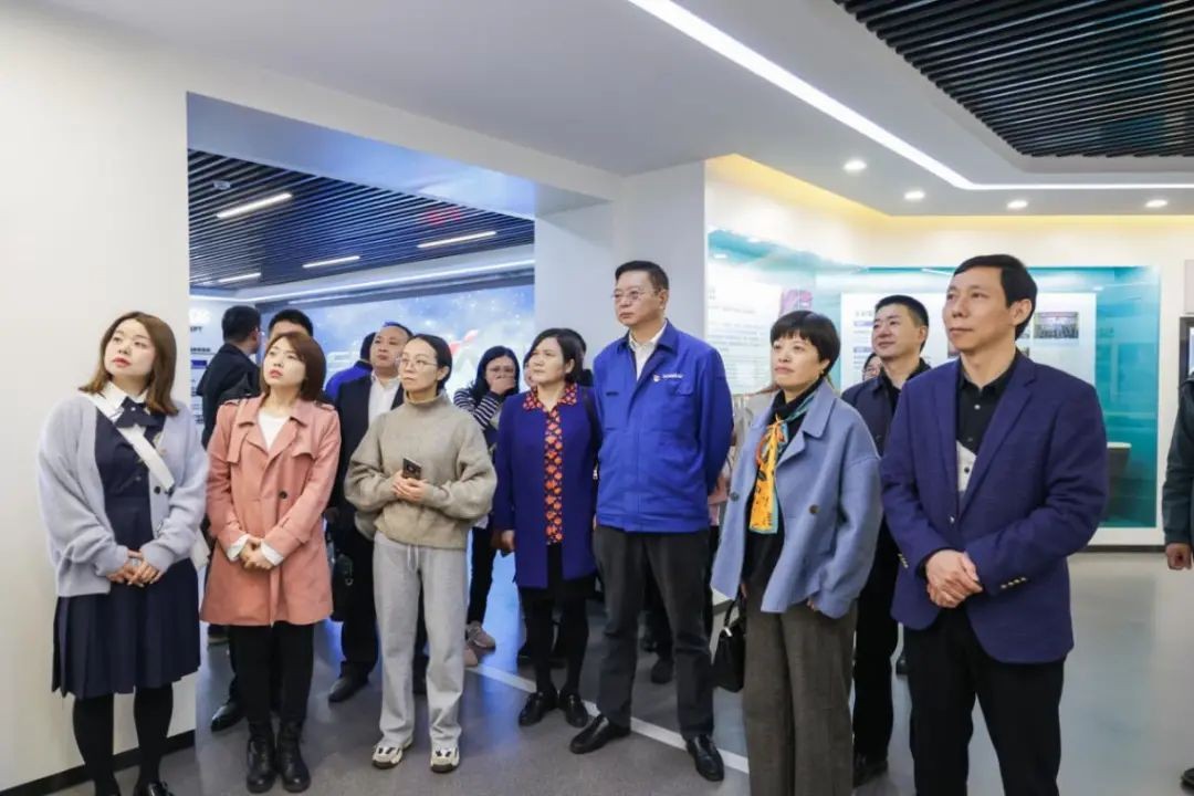 民主党派湖南省委机关青工委团队一行考察beat365官网