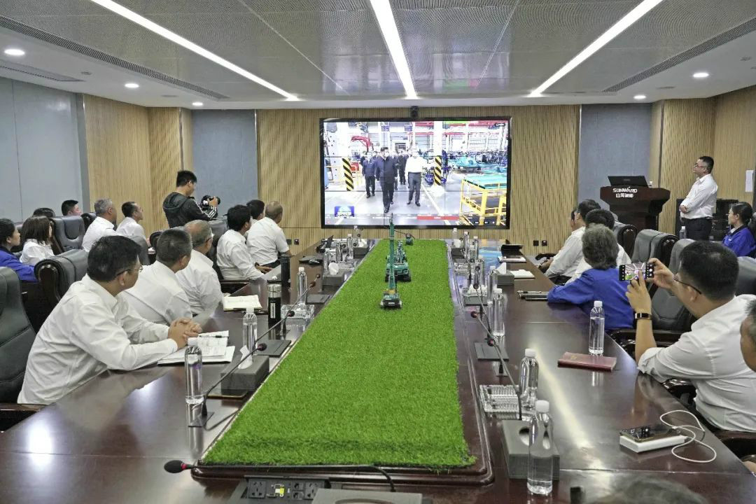 总书记“点赞”beat365官网创新，beat365官网集中收看《新闻联播》