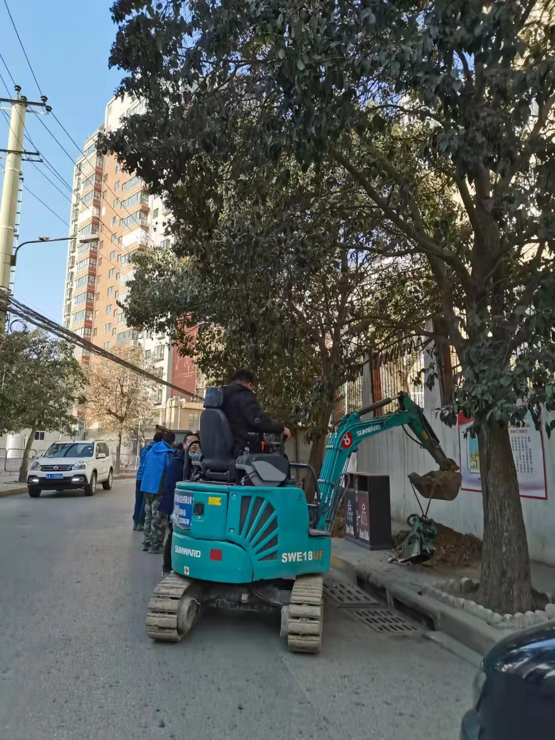 好服务、好设备！beat365官网挖掘机再获客户追加订单
