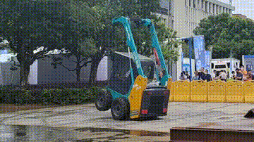 “太绝了!”beat365官网代表长沙精彩亮相湖南省第一届职业技能大赛绝技绝活展演