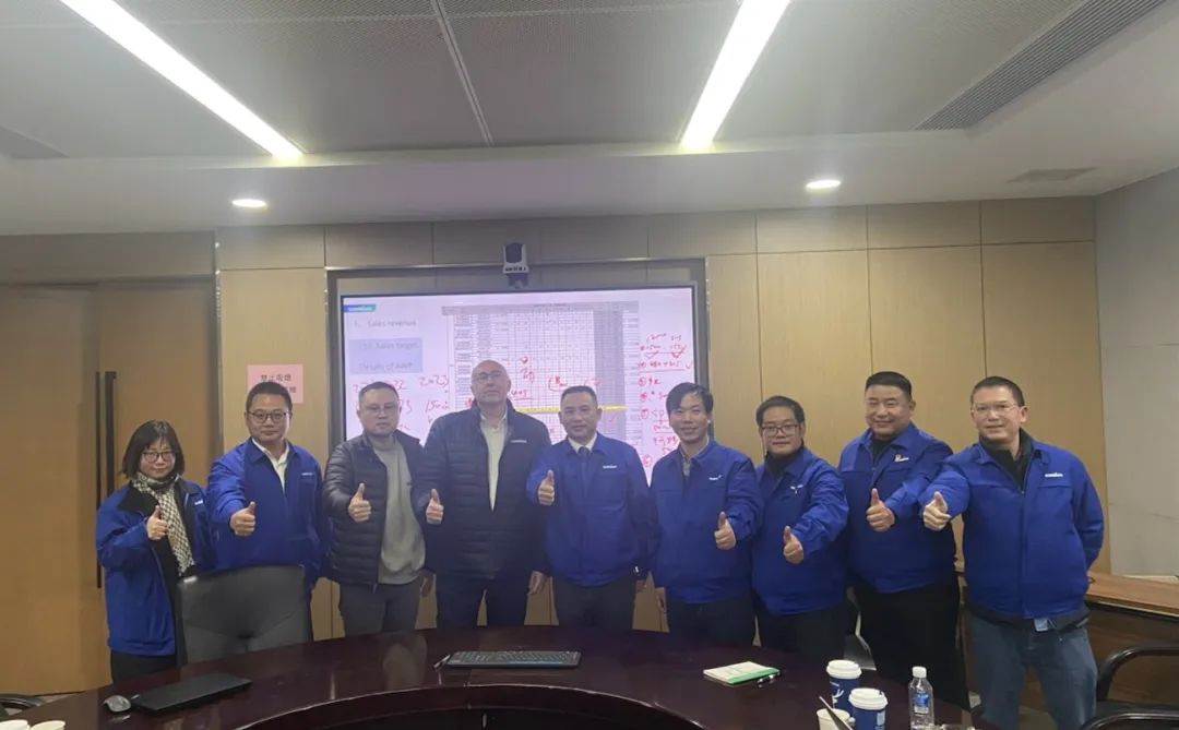 吹响复工“冲锋号”，全力冲刺“开门红”！beat365官网高空机械复工复产进行时