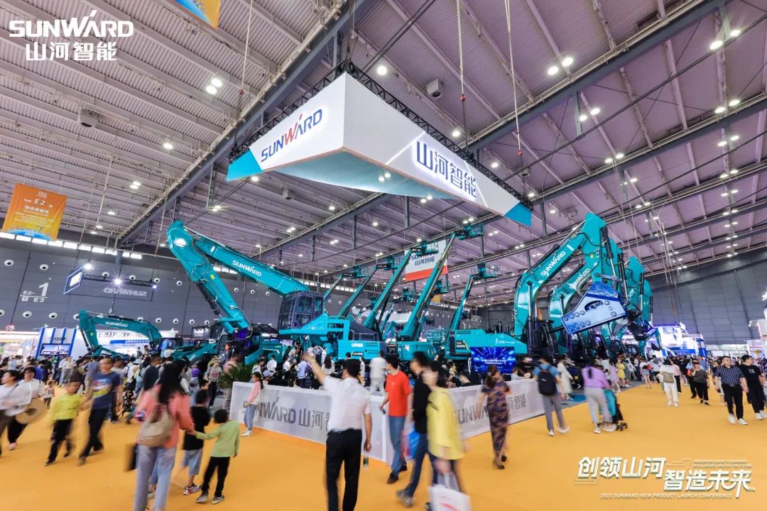 2023 CICEE | 全球工程机械盛会完美落幕!beat365官网交出闪亮答卷