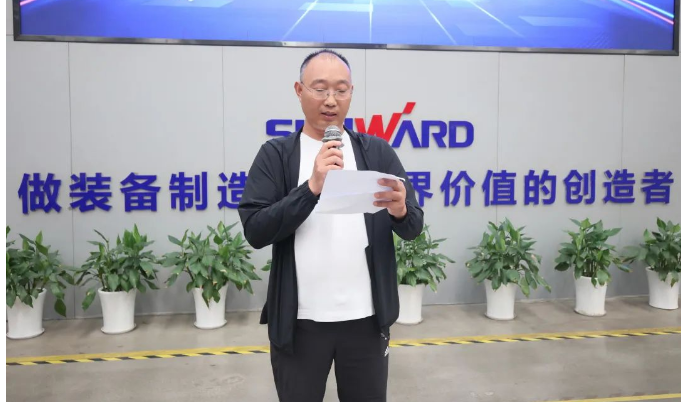 助力“双碳”、绿动未来！beat365官网增程式电动旋挖钻机、液压混合动力旋挖钻机齐交付