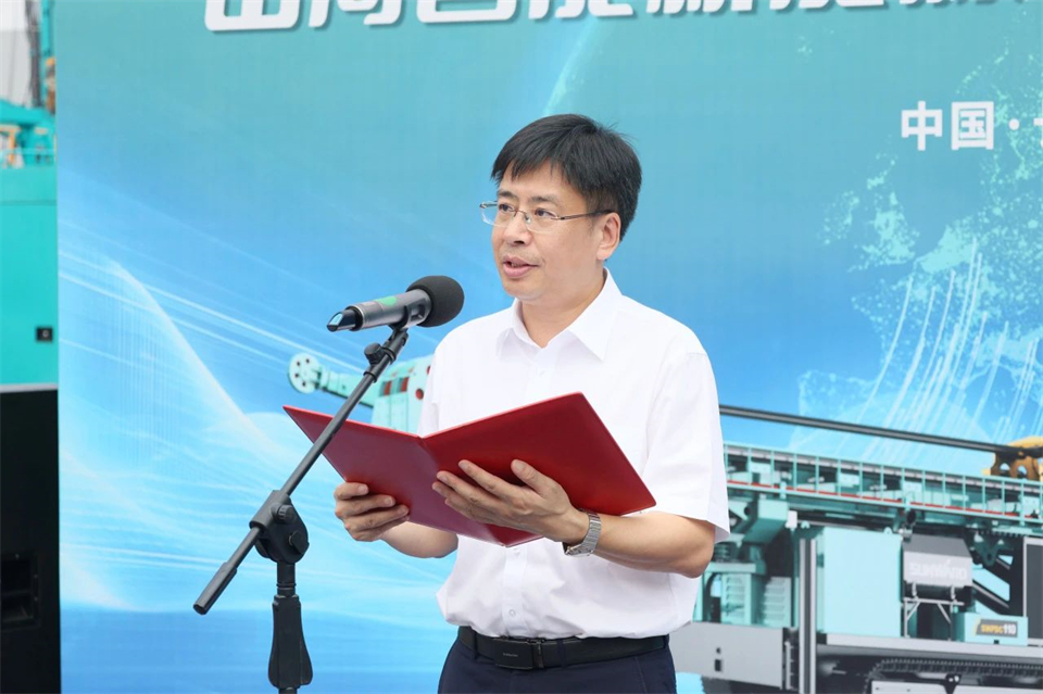 引领绿色科技新篇章!beat365官网新能源钻机成功交付