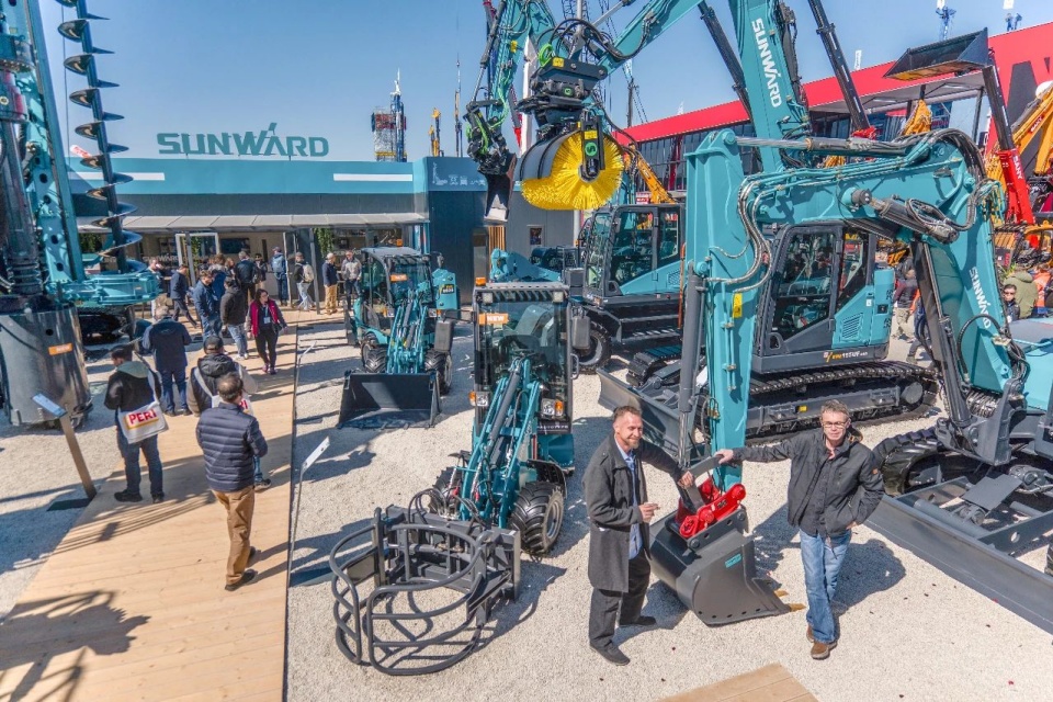 Bauma 2025 | 聚焦2025德国宝马展,探索beat365官网的创新设备与可持续解决方案
