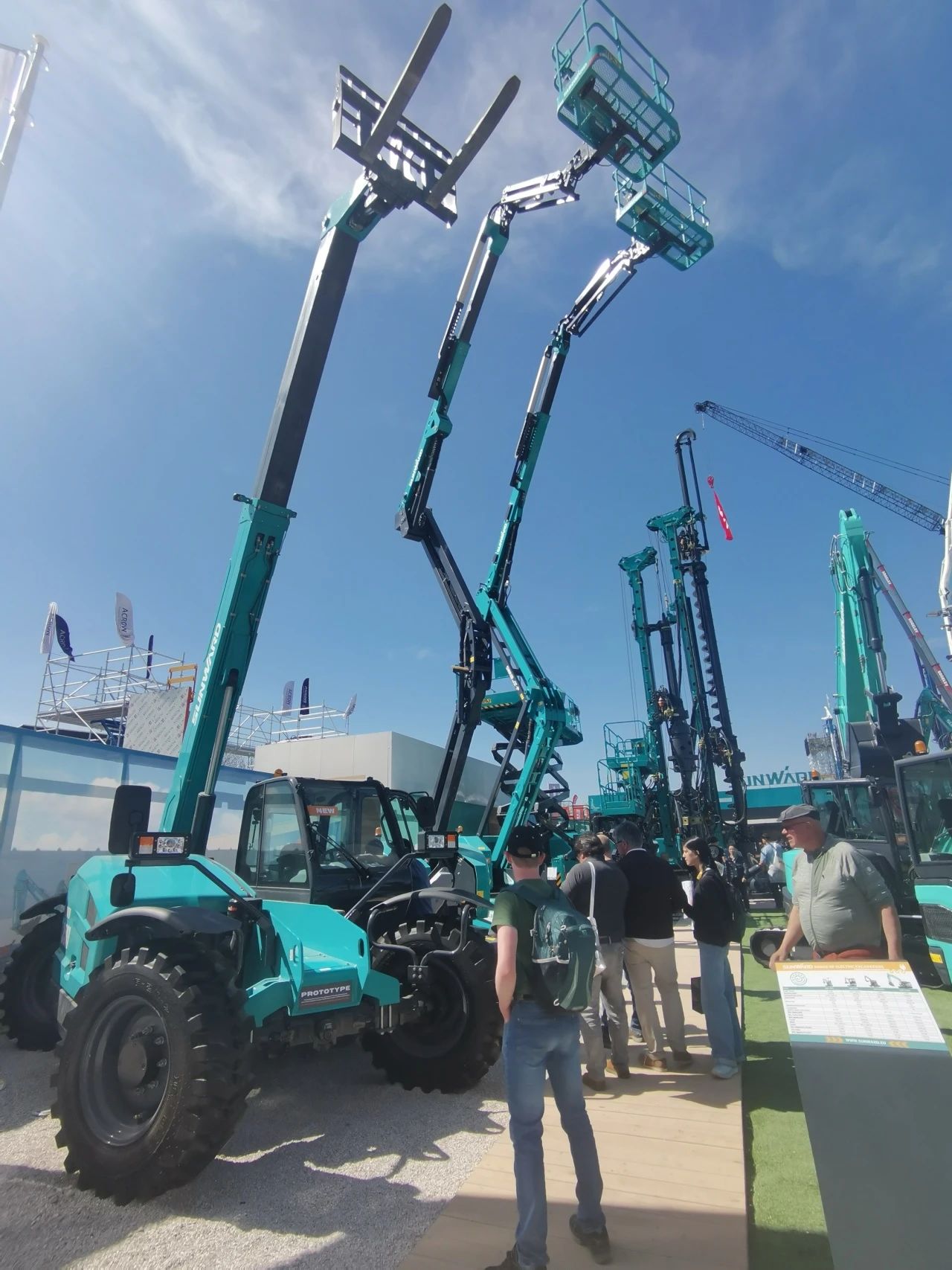 beat365官网高空机械闪耀Bauma 2025! 新能源技术与创新产品获全球瞩目