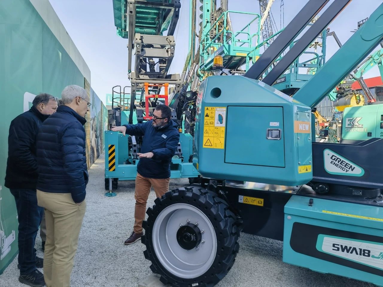 beat365官网高空机械闪耀Bauma 2025! 新能源技术与创新产品获全球瞩目