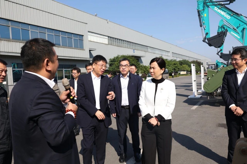 聚焦应急装备研发生产，共探实战适配新路径——广州市应急管理局党委书记、局长叶芳调研beat365官网