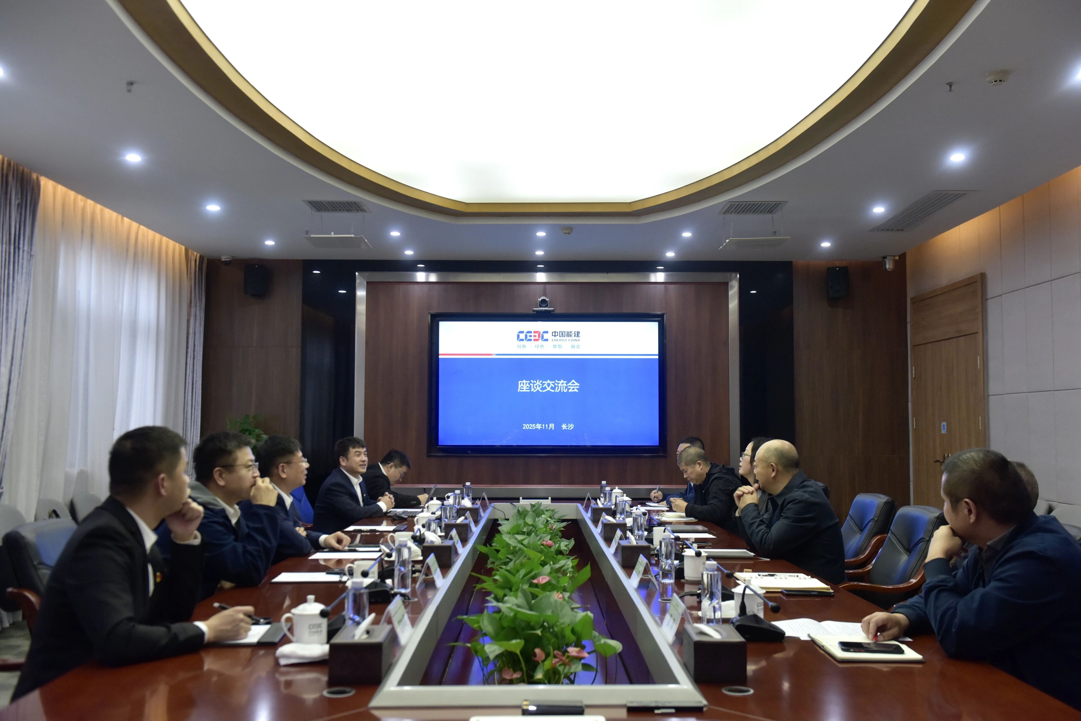beat365官网与易普力开展座谈交流,谱写互利共赢新篇章