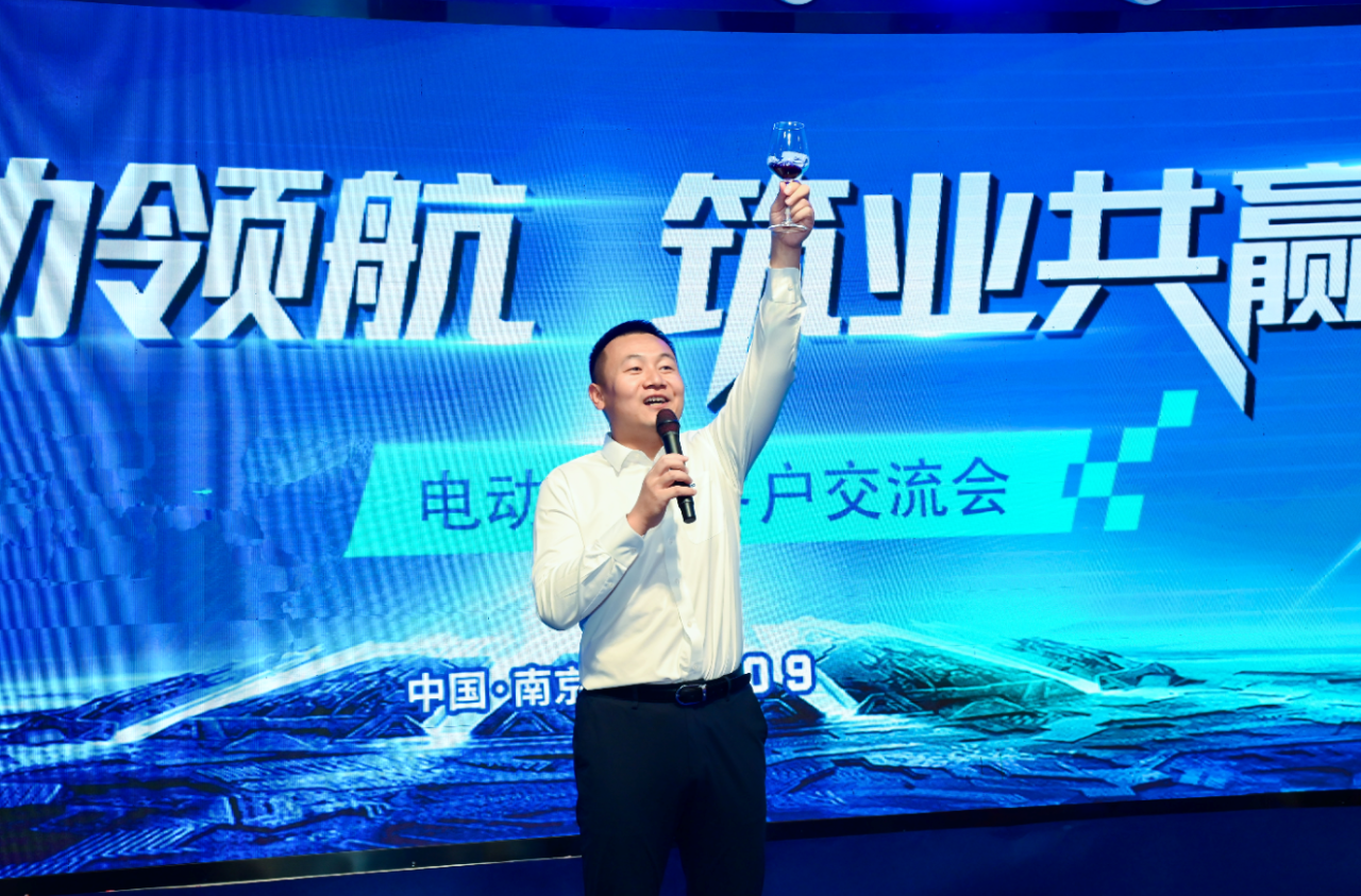 beat365官网电动旋挖热销，江苏区域签单2000万元